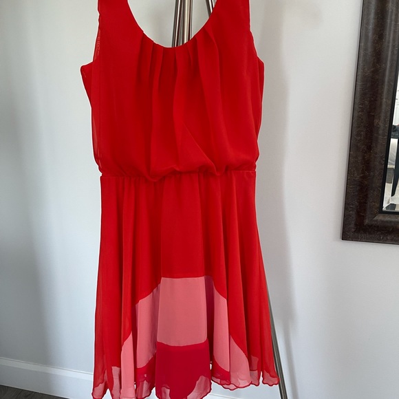 Red summer dress - Picture 3 of 3